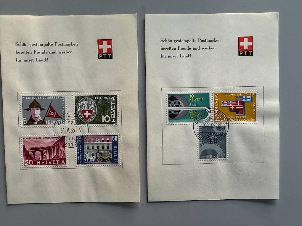 72 Briefmarken-Doppelkarten + -Postkarten Schweiz 72 Briefmarken-Doppelkarten + -Postkarten Schweiz